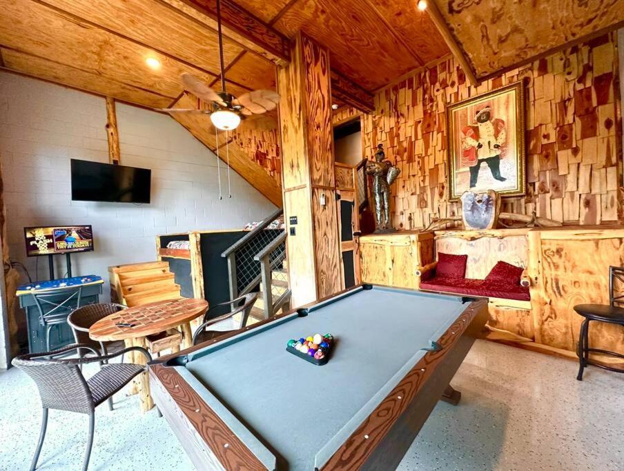 Villa The Log Castle~Stunning Mountain Views~Hot Tub Sevierville Exterior foto